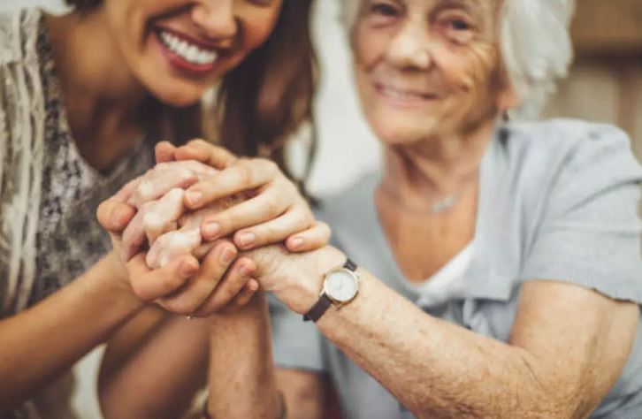 5 Essential Morning Stretches for Seniors