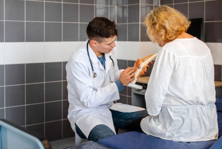 5 Tips to Improve Senior Joint Health