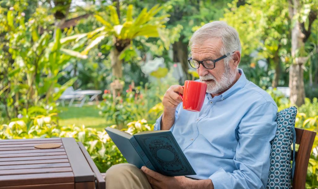 Signs You’re Ready for Senior Community Living