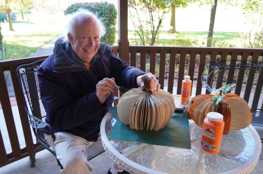 Fall Arts & Crafts for Seniors