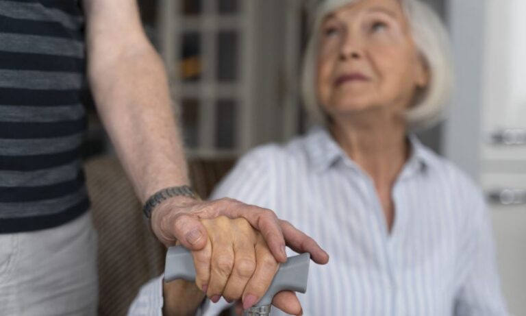 Mistakes To Avoid When Caring for Your Aging Parent
