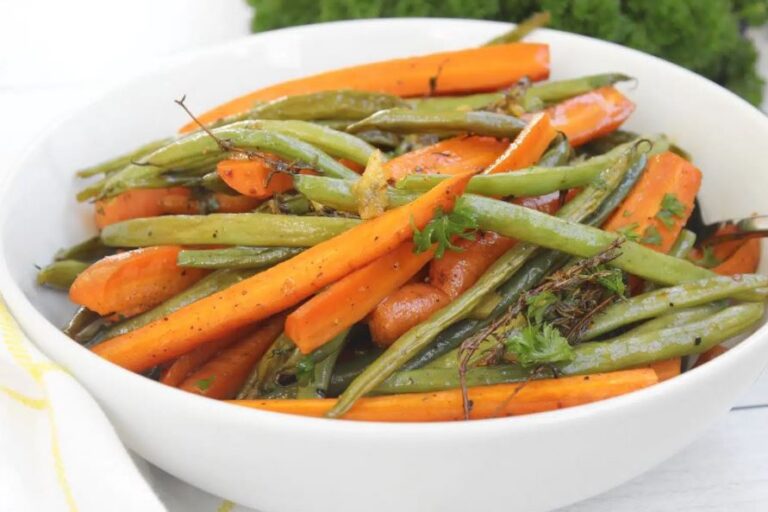 Za’atar Carrots and Green Beans: The Perfect Holiday Side Dish